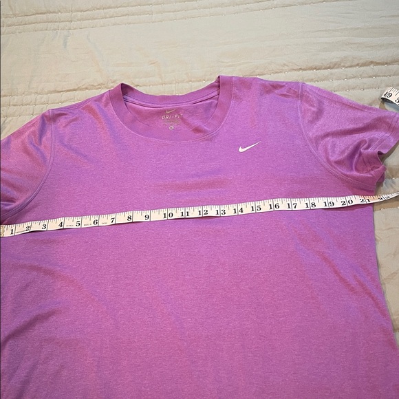 Nike Dri-fit t-shirts, Nike logo shows wear and tear (see pictures). Both for $9 - Picture 9 of 9